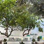 Panzió Eleven, Boutique Luxury House & Garden 4*