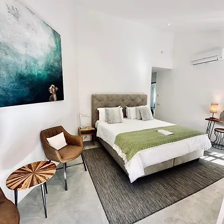 Eleven, Boutique Luxury House & Garden Boliqueime