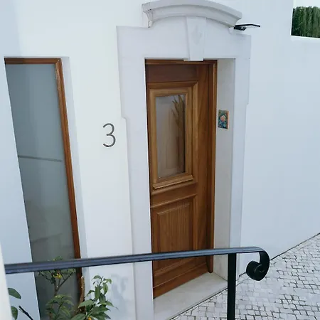 Eleven, Boutique Luxury House & Garden Alojamento de Acomodação e Pequeno-almoço 4*