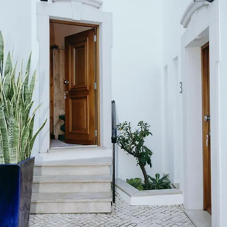 Alojamento de Acomodação e Pequeno-almoço Eleven, Boutique Luxury House & Garden Boliqueime