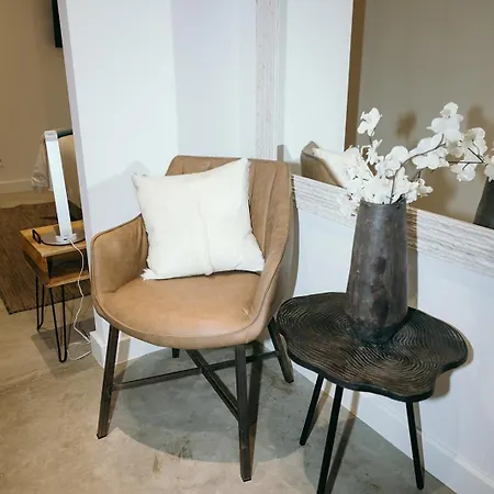 Eleven, Boutique Luxury House & Garden