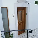 Eleven, Boutique Luxury House & Garden Panzió 4*