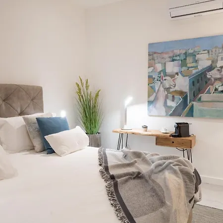 Eleven, Boutique Luxury House & Garden Frühstückspension 4*