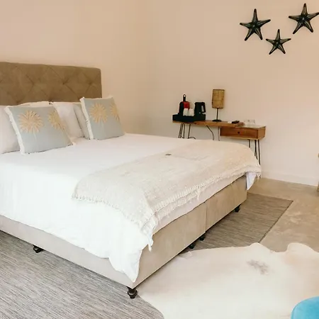 Eleven, Boutique Luxury House & Garden 4* Boliqueime