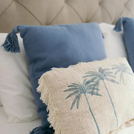 Eleven, Boutique Luxury House & Garden 4* بلوكويم