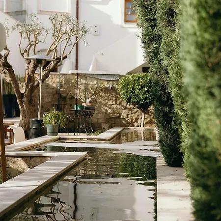 Eleven, Boutique Luxury House & Garden Panzió Boliqueime