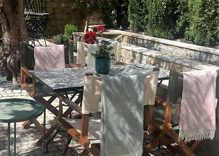 Frühstückspension Eleven, Boutique Luxury House & Garden 4*