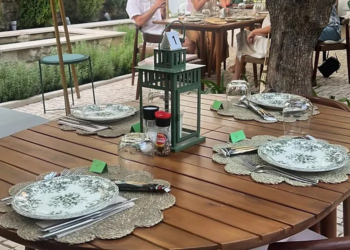 Eleven, Boutique Luxury House & Garden Boliqueime