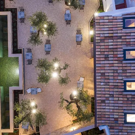 Eleven, Boutique Luxury House & Garden Boliqueime