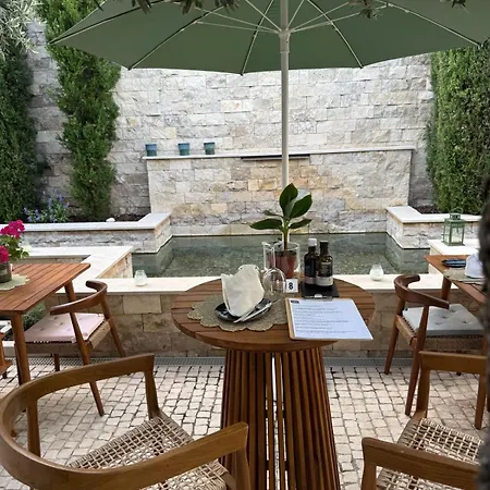 住宿加早餐酒店 Eleven, Boutique Luxury House & Garden
